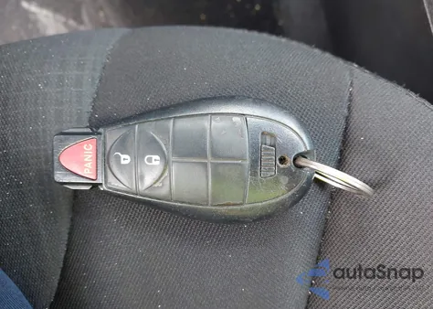 2015 Jeep Cherokee Latitude из США, поврежденный, VIN 1C4PJLCB9FW712183